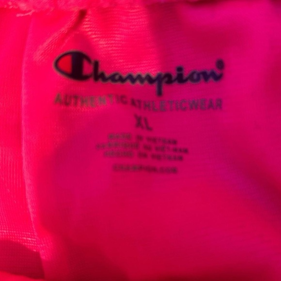 Shorts , size kids XL but can fit women’s small or medium - Picture 3 of 4